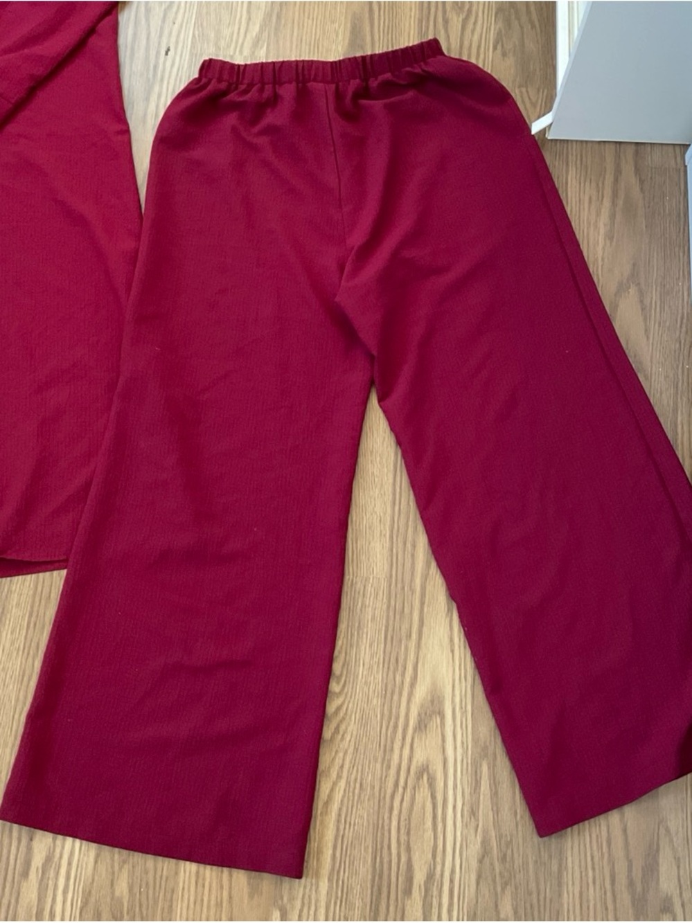 SHEIN Girls Raspberry Long-Sleeve Button Pajama Set - Picture 2 of 3